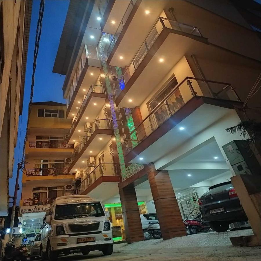 Hotel The Shivaay - Delight Inn רישיקש מראה חיצוני תמונה