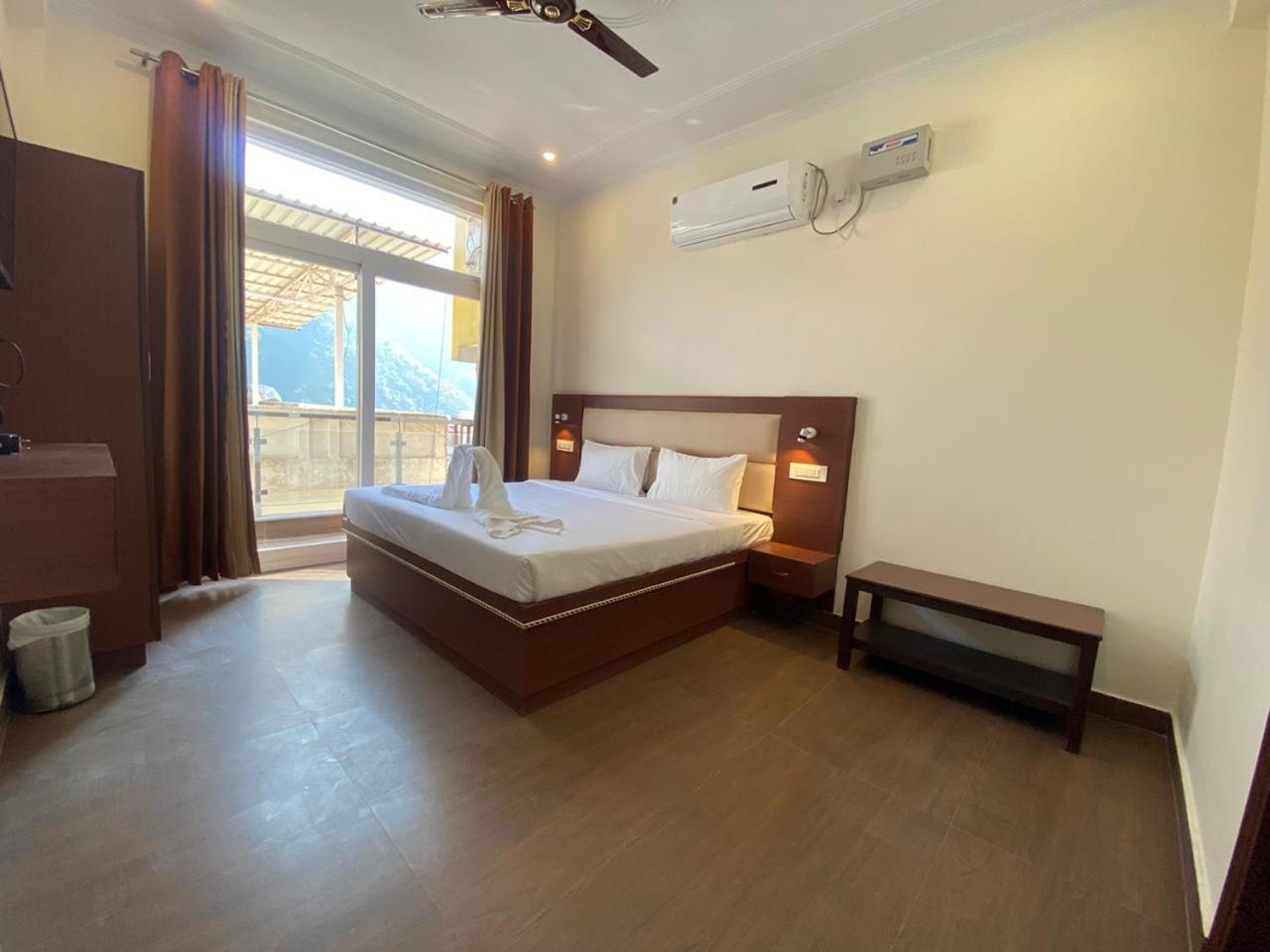 Hotel The Shivaay - Delight Inn רישיקש מראה חיצוני תמונה