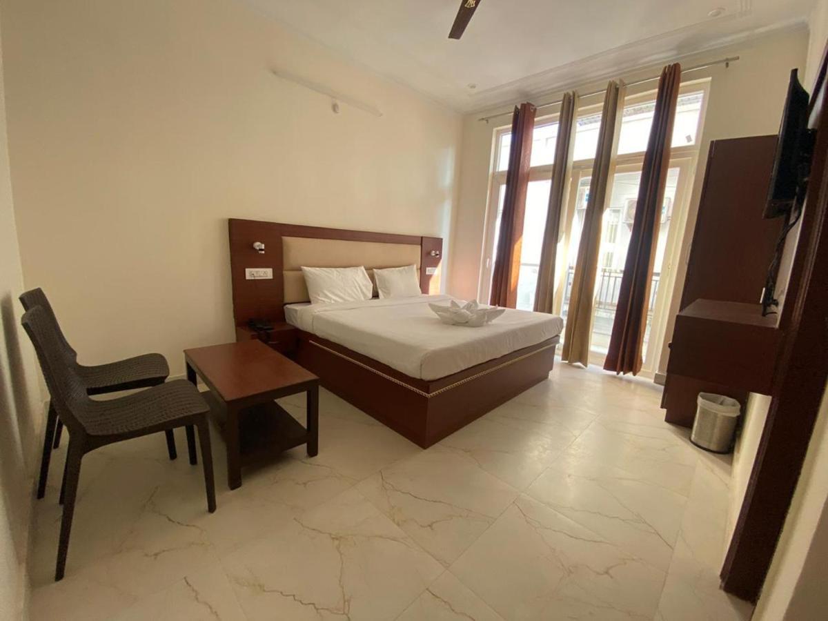 Hotel The Shivaay - Delight Inn רישיקש מראה חיצוני תמונה